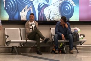 Muslera havalimanında 1.5 saat bekledi
