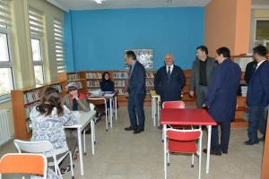 Bursa İneg&ouml;l Belediye Başkanı'ndan k&uuml;t&uuml;phane daveti