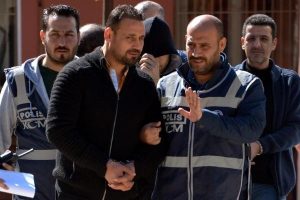 50 bin liraya &ouml;ğretmen atayan şebeke &uuml;yeleri adliyeye sevk edildi