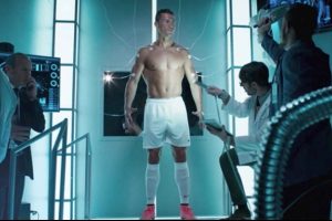 Ronaldo'nun T&uuml;rk Telekom reklamından 2.5 milyon Euro aldığı iddia edildi