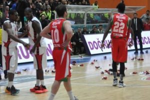 Muratbey Uşak Sportif'e 2 ma&ccedil; ceza