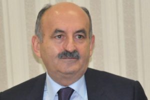 Bakan M&uuml;ezzinoğlu'ndan 'sigara yasağı' a&ccedil;ıklaması