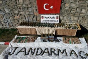 &Ccedil;ukurca'da PKK cephaneliği ele ge&ccedil;ti