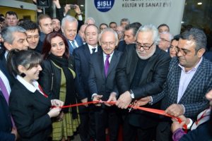 Kılı&ccedil;daroğlu sanat evi a&ccedil;ılışında