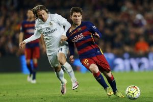 El Clasico'da Real Madrid, Barcelona'yı yenmeyi başardı
