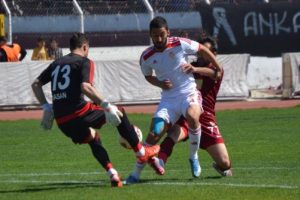 İneg&ouml;lspor, sahasında G&uuml;m&uuml;şhanespor'u mağlup etti