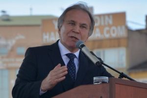 AK Parti'li Mehmet Ali Şahin'den ter&ouml;rle m&uuml;cadele mesajı