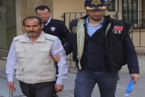 PKK'nın s&ouml;zde &ouml;z y&ouml;netim sorumlusu tutuklandı