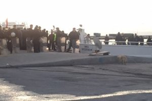 T&uuml;rkiye AB ile varılan anlaşma kapsamında ilk g&ouml;&ccedil;men kafilesini kabul etti