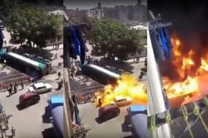 Devrilen tanker bir anda alev aldı!