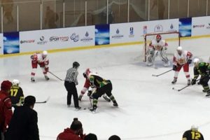 T&uuml;rkiye Milli Buz Hokey Takımı şampiyonluğa gidiyor
