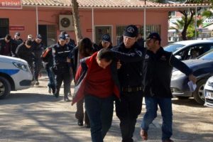 Adana'da 2 polisi yaralayan PKK yandaşları adliyeye sevk edildi