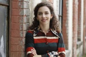 Elif S&ouml;nmez d&uuml;nyaevine girdi...