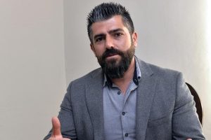 Silahlı saldırılar y&uuml;z&uuml;nden evden &ccedil;ıkamıyorlar