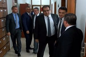 Bakanlar istifalarını sundu