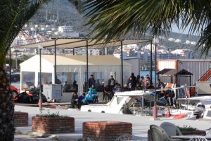 Yakalananlar iade edilenleri b&ouml;yle izledi