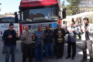 Nevşehir'den T&uuml;rkmenlere bir TIR dolusu patates