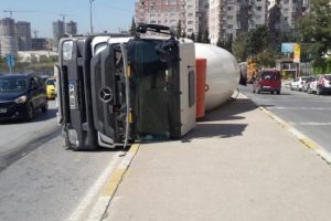 İstanbul yine beton mikseri kazası