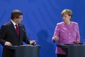 Merkel: O yayınlar h&uuml;k&uuml;metimizin g&ouml;r&uuml;ş&uuml;n&uuml; yansıtmıyor