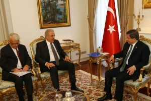 Davutoğlu AB Komiseri'ni kabul etti