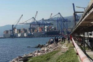 Kocaeli'de kıyıda erkek cesedi bulundu