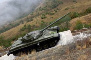 Karabağ'dan Azerbaycan'a: Savaş u&ccedil;aklarımızı kullanırız