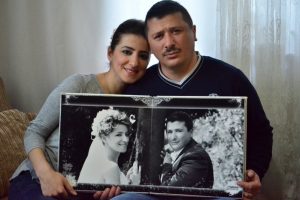 Eşinin b&ouml;breği ile hayata tutundu