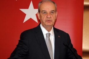 İlker Başbuğ: Atat&uuml;rk b&ouml;yle giderse 21 ve 22'nci y&uuml;zyılın da lideri olur