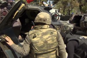 Nusaybin'de asker ve polis omuz omuza &ccedil;alışıyor