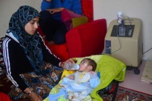 Savaş mağduru Yusuf bebek yaşam m&uuml;cadelesi veriyor