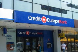 &Ouml;zyeğin'in Rusya'daki bankası Credit Europe Bank potansiyel alıcılarını belirledi