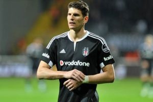 Beşiktaş'a bir darbe de borsadan