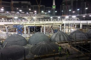 Harem-i Şerif'teki portatif tavaf &uuml;nitesi s&ouml;k&uuml;l&uuml;yor