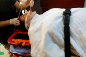 Halı silkelerken balkondan d&uuml;şen kadın ağır yaralandı