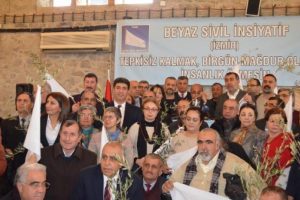 'Beyaz Sivil İnisiyatif'ten milletvekillerine barış &ccedil;ağrısı