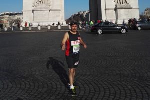 Bursalı işadamından Paris Maratonu'nda b&uuml;y&uuml;k başarı