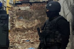 Y&uuml;ksekova'da 2 PKK'lı etkisiz hale getirildi