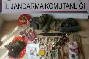 Diyarbakır'da PKK'nın bombacısı &ouml;ld&uuml;r&uuml;ld&uuml;