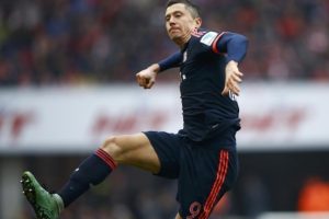 Rummenigge'den Lewy i&ccedil;in: "Oyunlara gelmeyeceğiz"