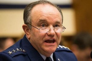 NATO Komutanı Philip'den Rusya'ya g&ouml;zdağı