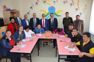 Bursa Gemlik'te engelliler okuluna destek