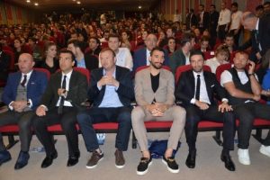"Okan &Uuml;niversitesi 2015 Spor &Ouml;d&uuml;lleri" sahiplerini buldu