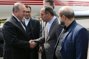 Dışişleri Bakanı &Ccedil;avuşoğlu İran'da
