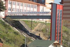 Tepedeki mahalle i&ccedil;in asans&ouml;r