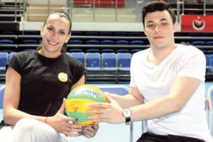 Vakıfbank'ın yıldızı Rasic: En iyilerin ma&ccedil;ı!