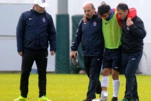 Trabzonspor'da Muhammet Demir'in peşini şanssızlıklar bırakmıyor