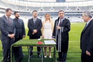 Vodafone Arena'da ilk nikah yapıldı