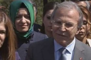 AK Partili vekiller CHP merkezine siyah &ccedil;elenk bıraktı