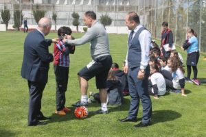 Trabzonspor, Başakşehir hazırlıklarını tam kadro s&uuml;rd&uuml;rd&uuml;