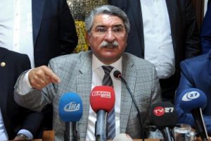 CHP'li Sağlar: T&uuml;rkiye &ccedil;ok k&ouml;t&uuml; y&ouml;netiliyor ve geleceği karanlık